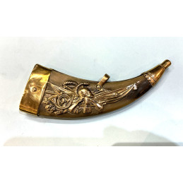 Poire à poudre à trophées...